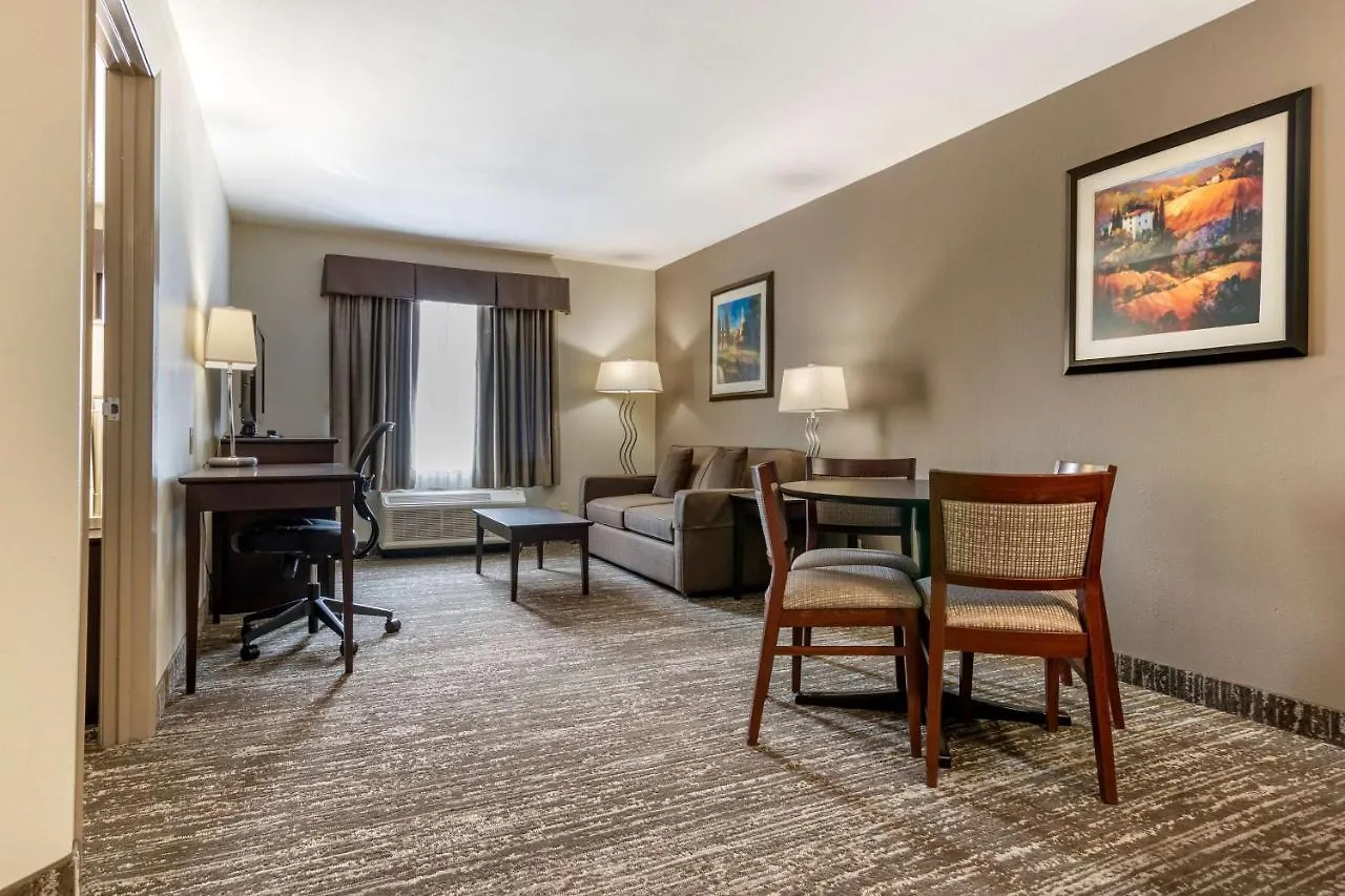 Best Western Plus Pembina Inn&Suites Winnipeg 3*,