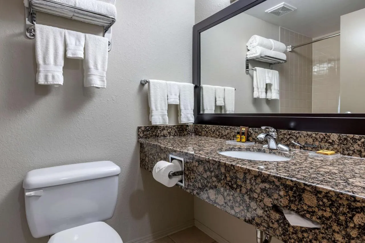 *** Hotel Best Western Plus Pembina Inn & Suites Winnipeg Canada